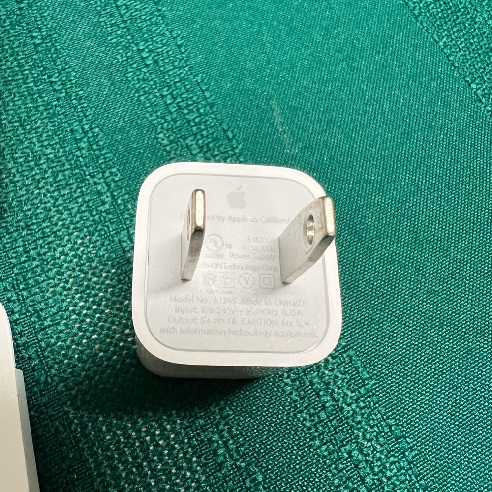 iphone ear buds and aux cable adapter & plug - Picture 3 of 8